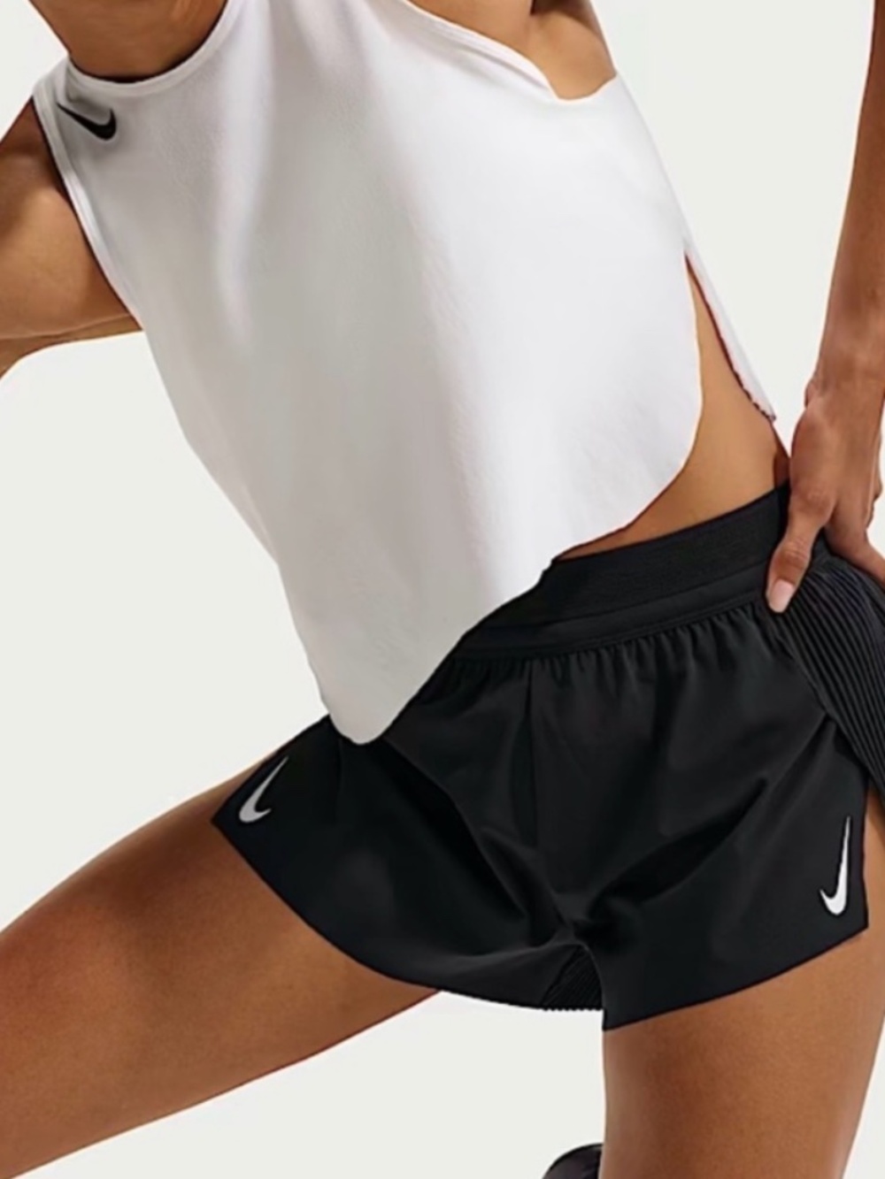 NWOT Nike AeroSwift Women's Black Performance Shorts Sz XS - Picture 2 of 6